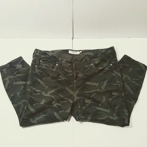 Torrid Camo Skinny ankle pants size 22 plus